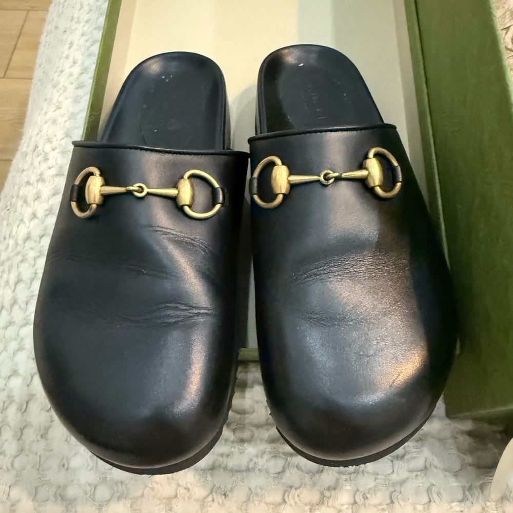 Gucci Green Patterned Shoe Box